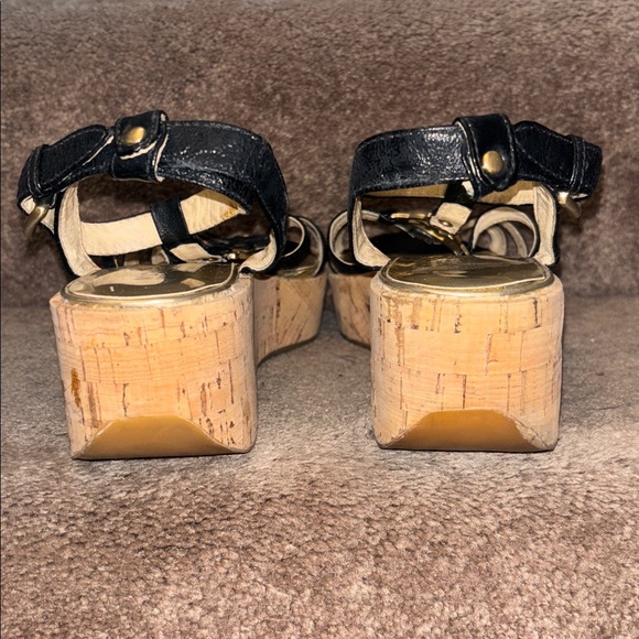 Michael Kors black leather and cork sandal ladies size 11. - Picture 6 of 7